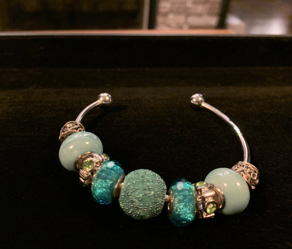 Liz Collection: Spangle Bracelet in Turquoise and silver